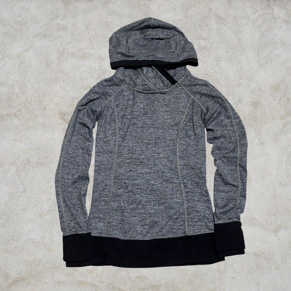 Lululemon Gray Women's Hoodie Think Fast Size 2 Camo Thumbholes